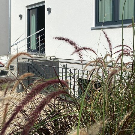 Modernes Apartment, Terrasse Und Garten Am Lilienthalpark Im Suedwesten Berlins Exteriér fotografie